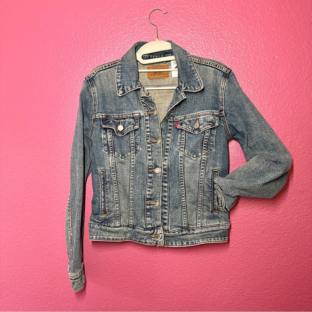 Levi's Classic Blue denim Jean Jacket for Women